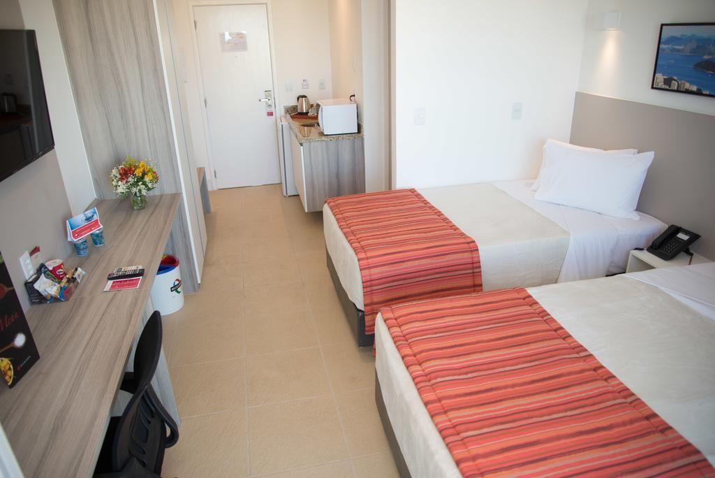 Ramada By Wyndham Macae Hotel & Suites Kültér fotó