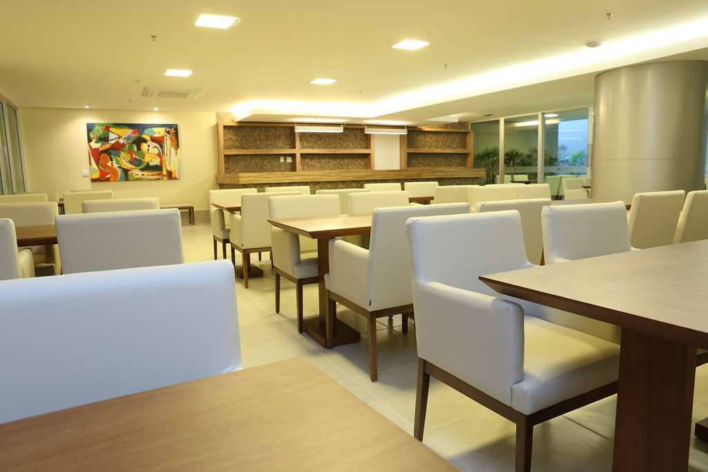Ramada By Wyndham Macae Hotel & Suites Étterem fotó