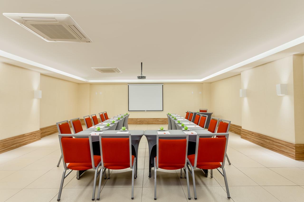 Ramada By Wyndham Macae Hotel & Suites Kültér fotó